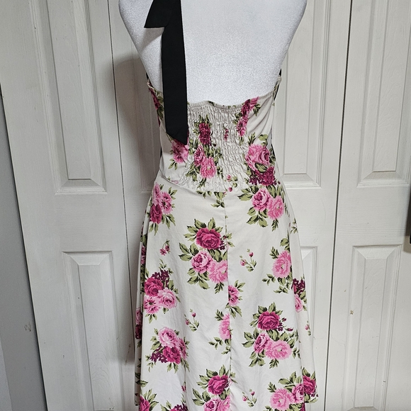 Floral Halter Dress with Black Accents - Picture 6 of 7